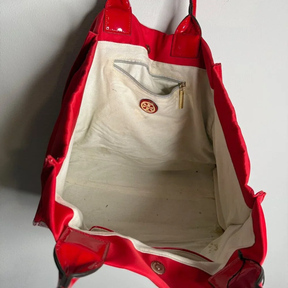 Tory Burch Women's Red Nylon‎ Shoulder Bag Ella